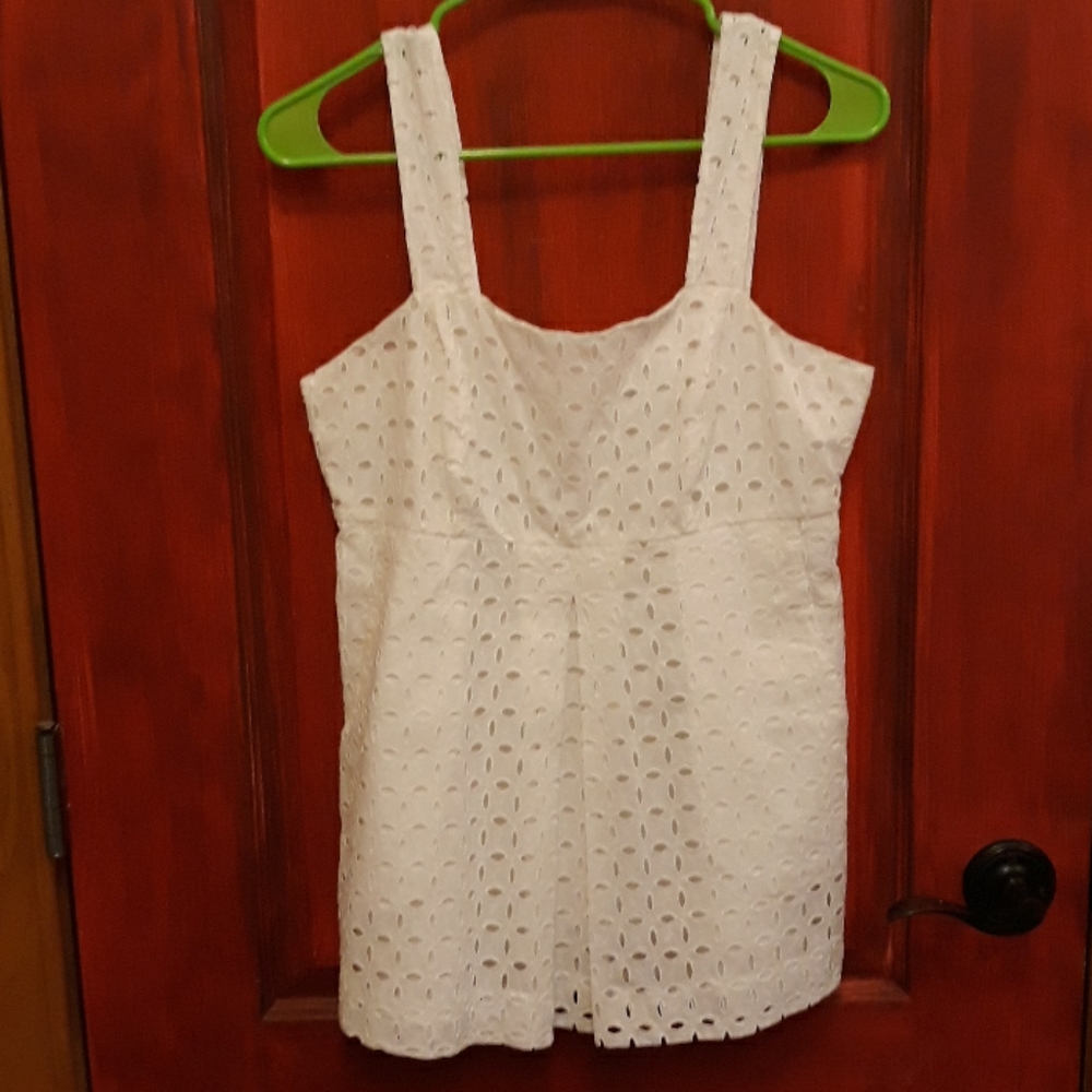Mac & Jack White eyelet sleeveless blouse 8